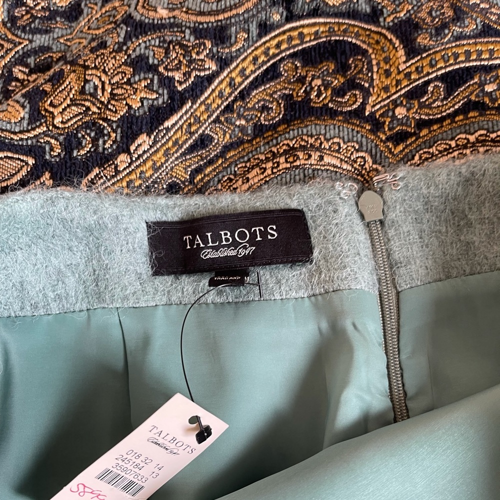 Talbots light green fur skirt NWT size 6